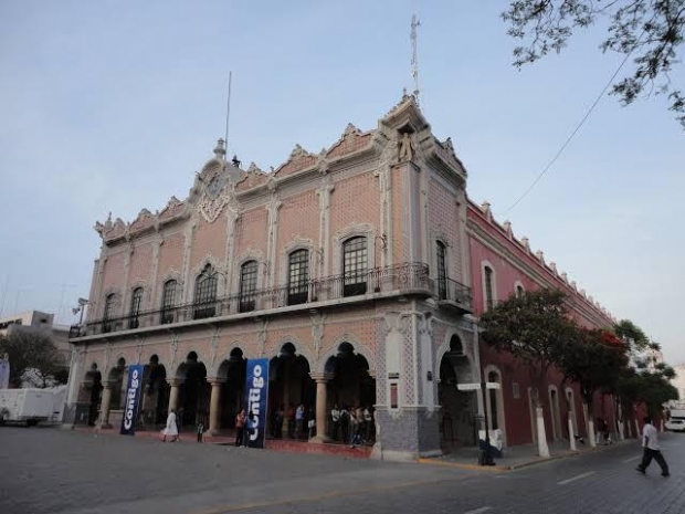 Suprema Corte desecha recursos y frena extinción del Cabildo de Tehuacán