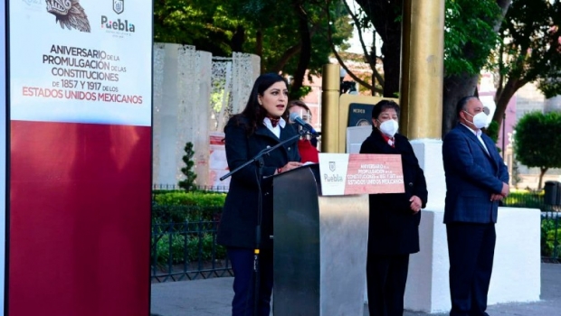 Conmemora Ayuntamiento de Puebla el aniversario de la promulgación de las constituciones