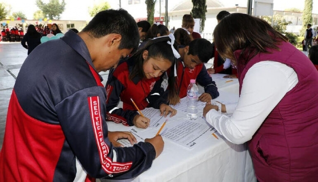 Ayuntamiento de Puebla fomenta la participación ciudadanía con más de 500 estudiantes del municipio