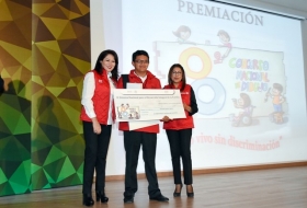  Giovanni Juárez Aquino de 17 años de edad resultó ganador de la Octava Edición del concurso de dibujo “Yo vivo sin Discriminación”