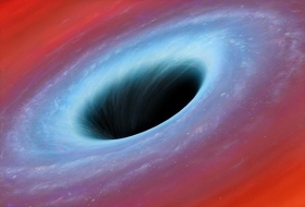Plantea la posible salida del agujero negro