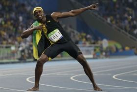 Bolt obtiene su primer oro y es tricampeón olímpico