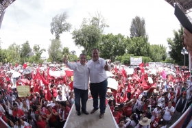 Doger Guerrero recordó que mantiene su compromiso con Tehuacán desde que era rector de la BUAP