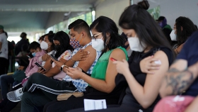 Cambian al viernes vacunación anticovid para 18 años en Puebla capital