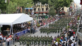 Con gran afluencia se realizó el Desfile Cívico Militar en la capital poblana 