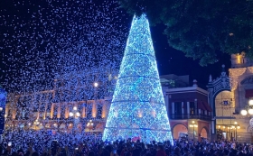 29 de noviembre encenderán árbol de Navidad en Zócalo de Puebla
