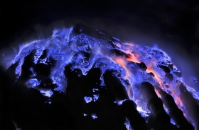El volcán de Kawah Ijen es uno de los más impresionantes del mundo.