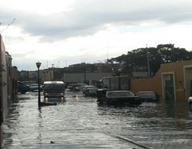 Reparan drenaje pluvial en la avenida Juan de Palafox y Mendoza