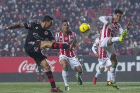 Xolos acompaña en el liderato a Morelia